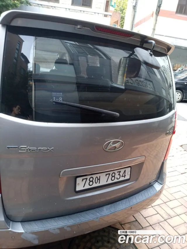 Hyundai Starex 2010 thumb 3