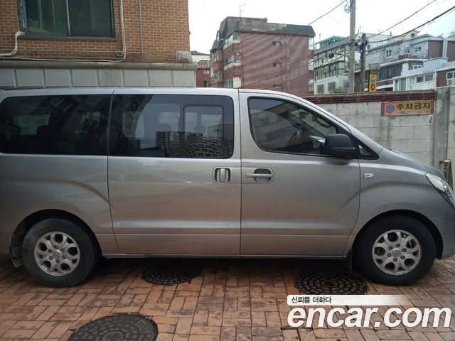 Hyundai Starex 2010 thumb 8