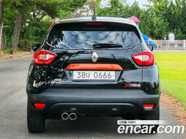 Renault-KoreaSamsung Captur 2015 thumb 2