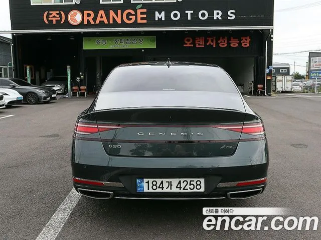 Genesis G90 2022 thumb 6