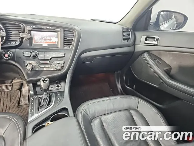 Kia K5 2011 thumb 10
