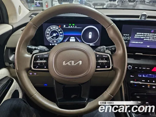 Kia Carnival 2022 thumb 5
