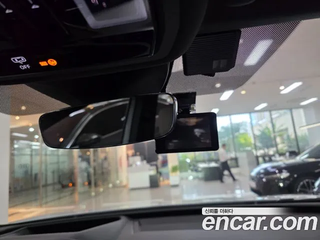Audi Q4 e-tron 2022 thumb 12