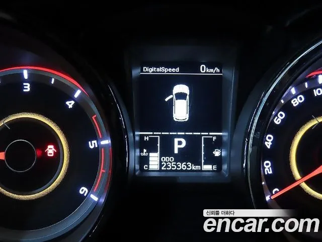 KG_Mobility_Ssangyong TIBOLI 2016 thumb 9