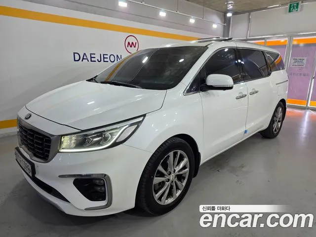 Kia Carnival 2018 thumb 12