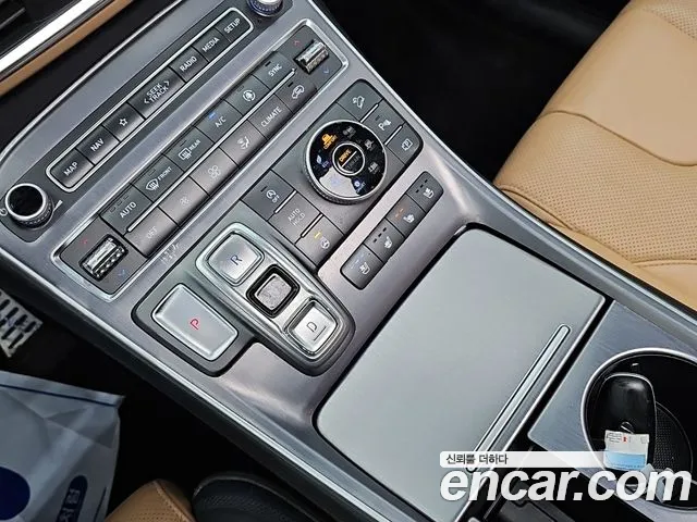 Hyundai Santa Fe 2023 thumb 8