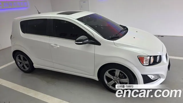 ChevroletGMDaewoo Aveo 2014 thumb 2