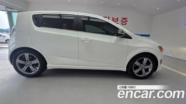 ChevroletGMDaewoo Aveo 2014 thumb 4