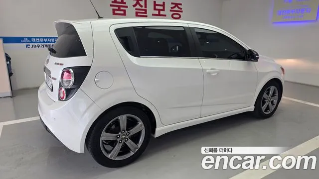 ChevroletGMDaewoo Aveo 2014 thumb 6