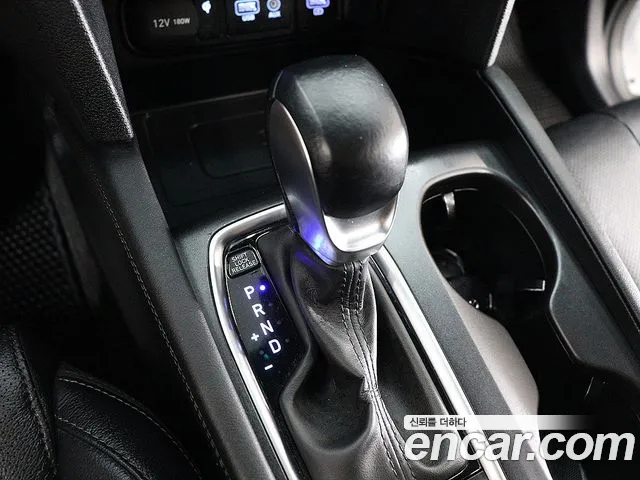 Hyundai Santa Fe 2020 thumb 9