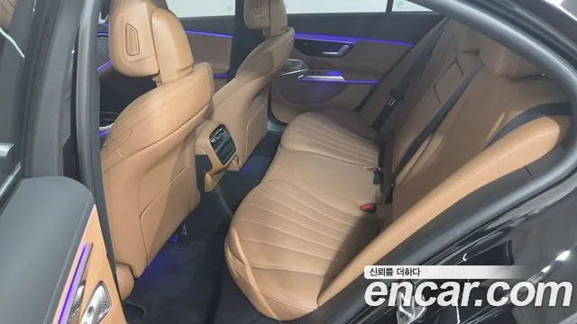 Mercedes-Benz E-Класс 2025 thumb 10