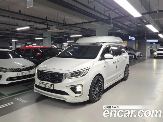Kia Carnival 2019 thumb 2