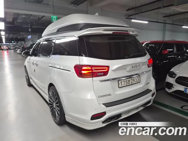 Kia Carnival 2019 thumb 4