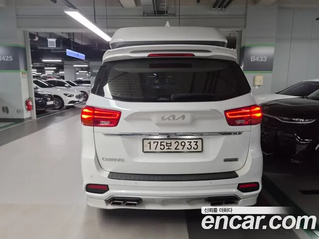 Kia Carnival 2019 thumb 5