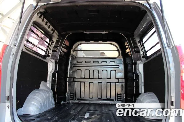 Hyundai Starex 2013 thumb 9