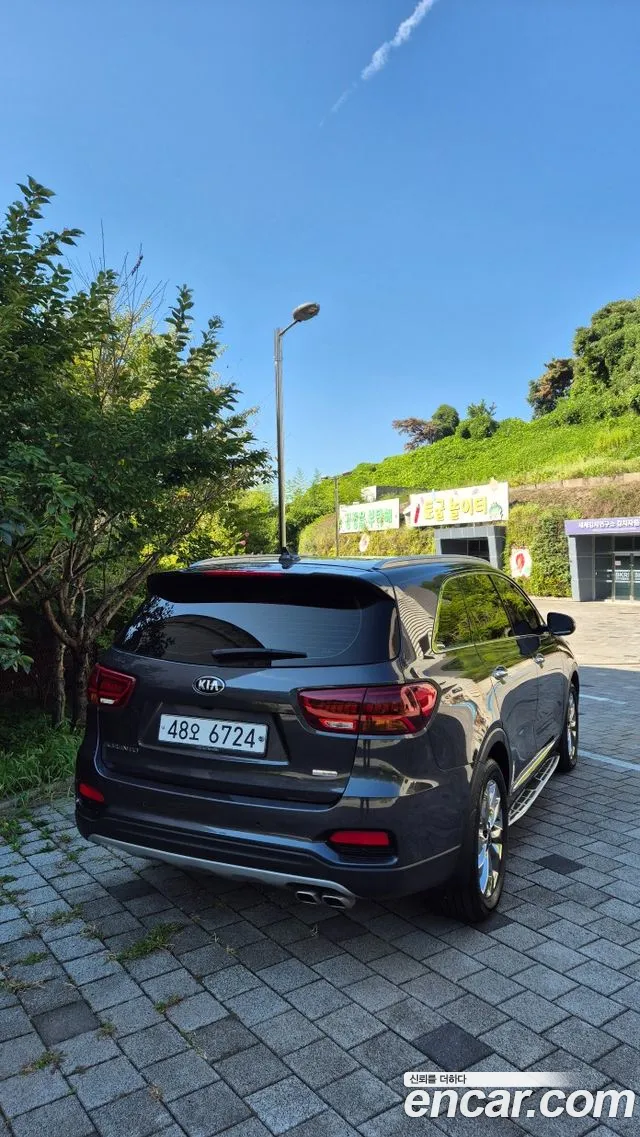 Kia Sorento 2018 thumb 2
