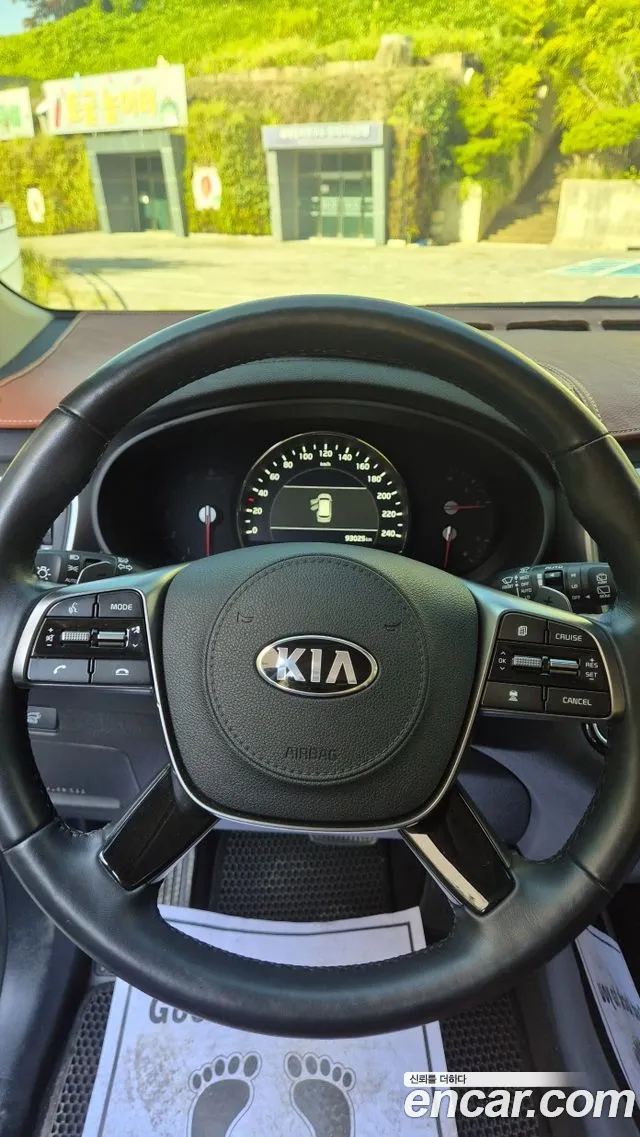 Kia Sorento 2018 thumb 8