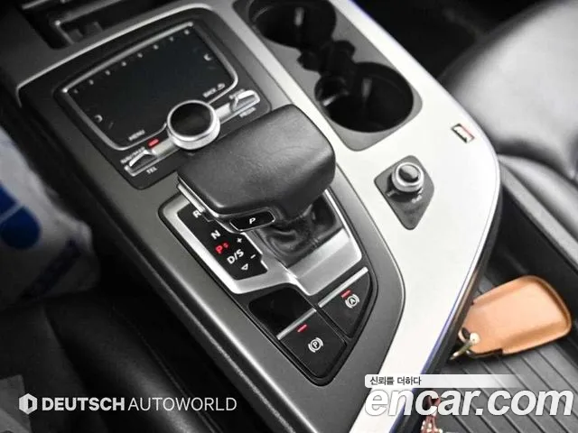 Audi Q7 2019 thumb 9