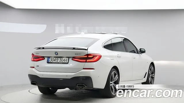 BMW Gran Turismo 2021 thumb 2