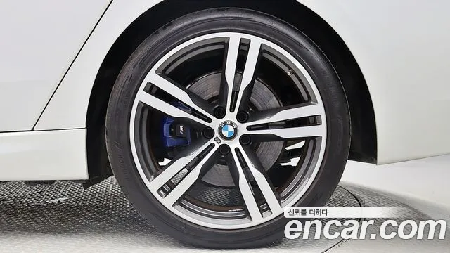 BMW Gran Turismo 2021 thumb 6