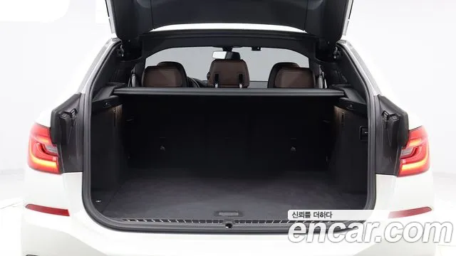 BMW Gran Turismo 2021 thumb 8