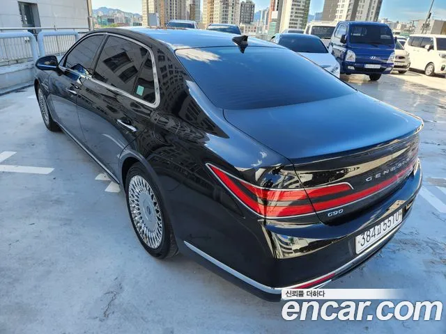 Genesis G90 2019 thumb 2