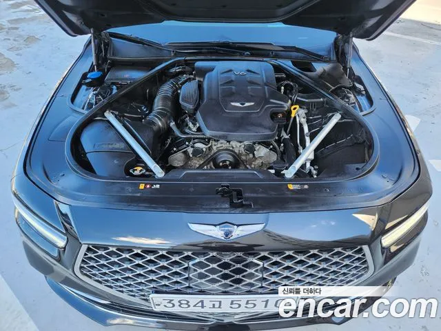 Genesis G90 2019 thumb 6