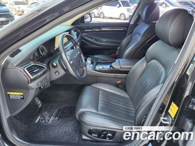 Genesis G90 2019 thumb 10