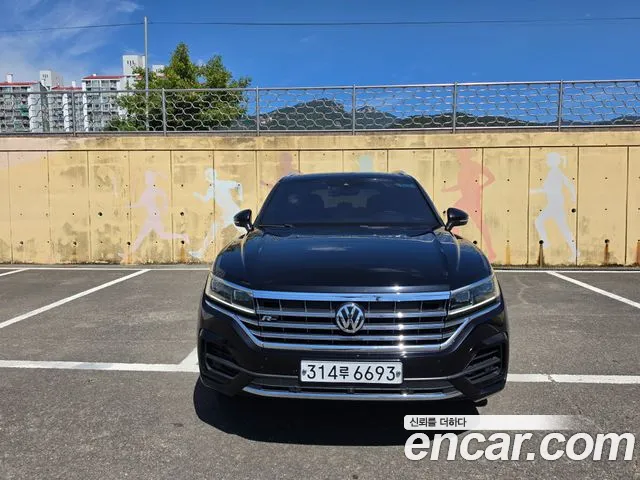 Volkswagen Touareg 2020 thumb 3