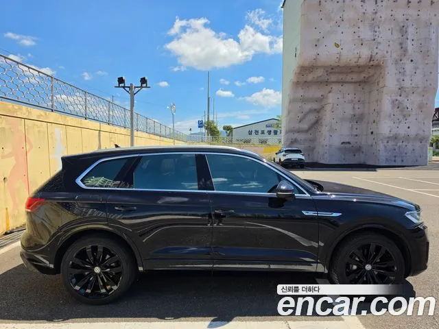 Volkswagen Touareg 2020 thumb 5