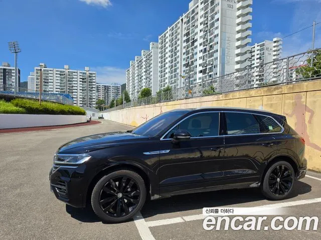 Volkswagen Touareg 2020 thumb 6