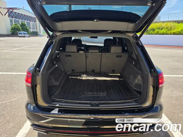 Volkswagen Touareg 2020 thumb 9