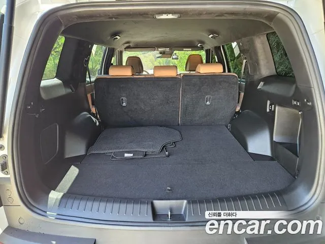 Hyundai Santa Fe 2023 thumb 5