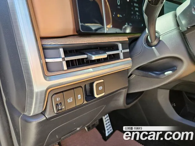 Hyundai Santa Fe 2023 thumb 7