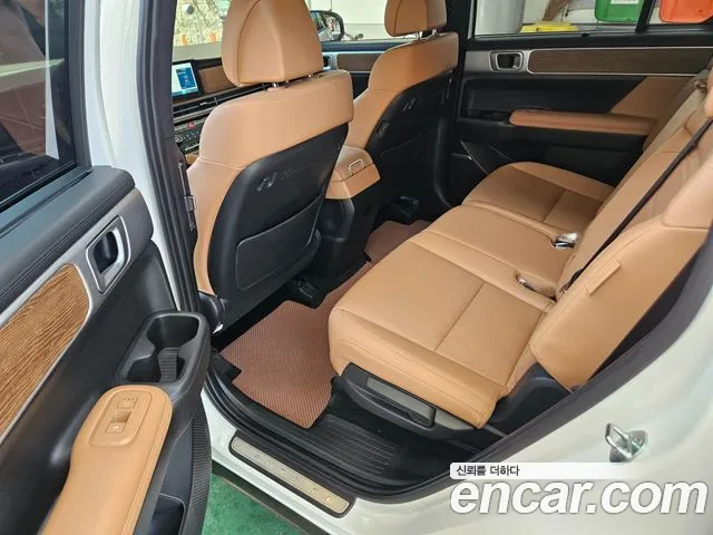 Hyundai Santa Fe 2023 thumb 10