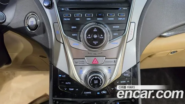 Hyundai Grandeur 2012 thumb 11