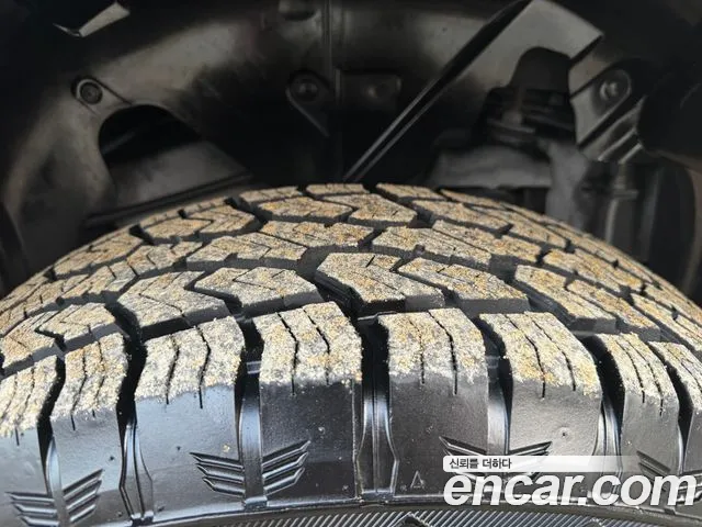 KG_Mobility_Ssangyong Rexton 2020 thumb 11