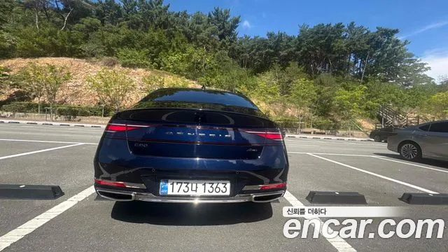 Genesis G90 2022 thumb 4