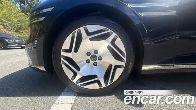 Genesis G90 2022 thumb 5
