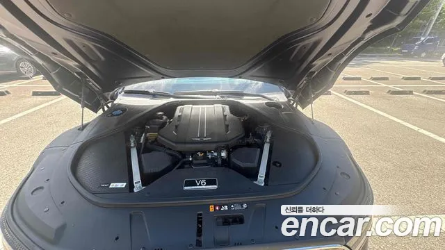 Genesis G90 2022 thumb 6