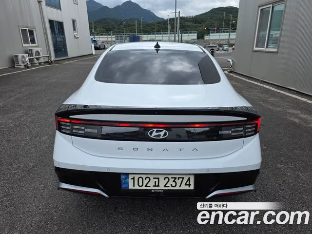 Hyundai Sonata 2024 thumb 4