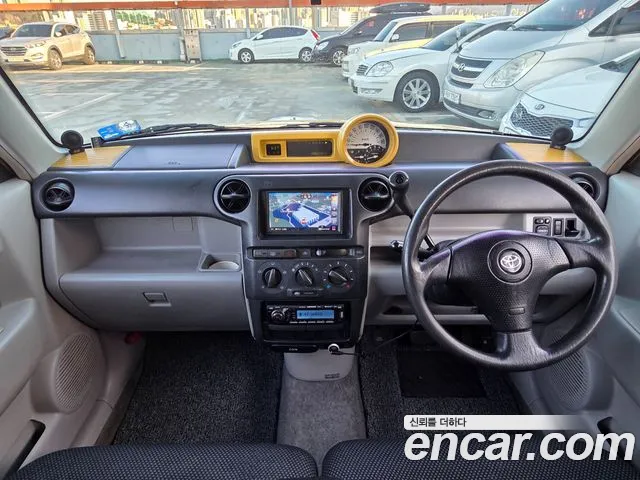 Toyota bB 2001 thumb 7