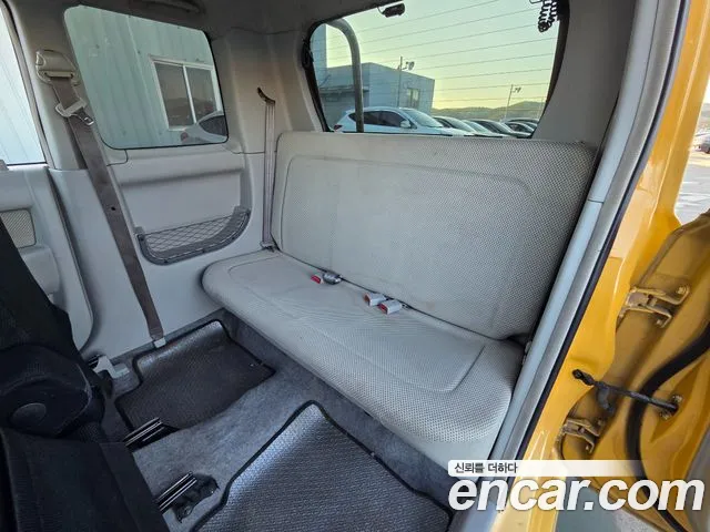 Toyota bB 2001 thumb 10