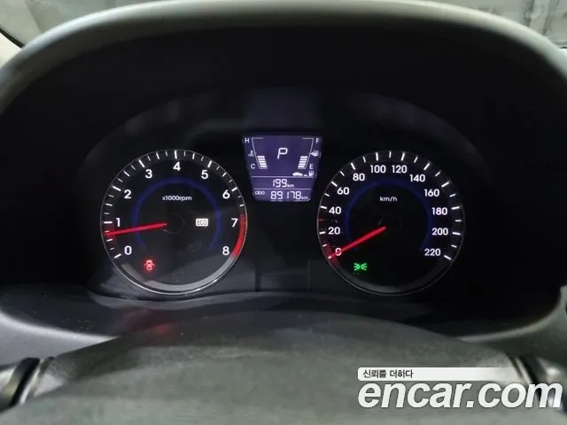 Hyundai Accent 2011 thumb 7