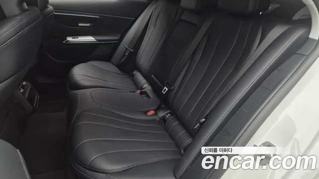 Mercedes-Benz E-Класс 2024 thumb 10
