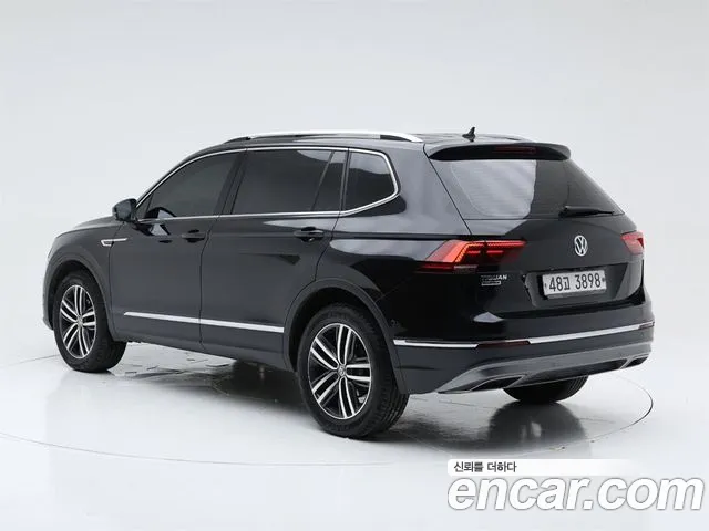 Volkswagen Tiguan 2018 thumb 4