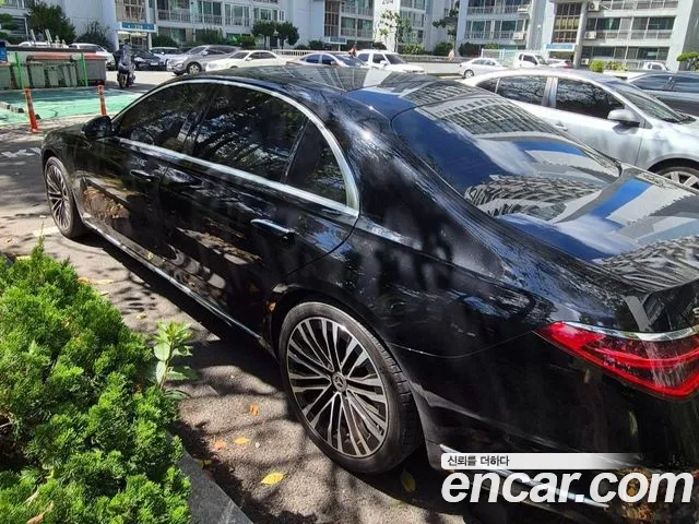 Mercedes-Benz S-Класс 2023 thumb 2