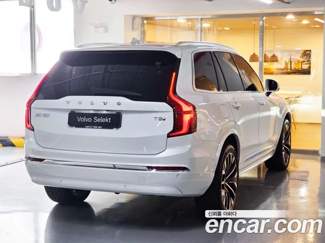 Volvo XC90 2025 thumb 2