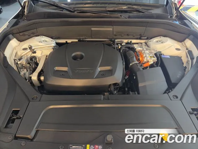 Volvo XC90 2025 thumb 6
