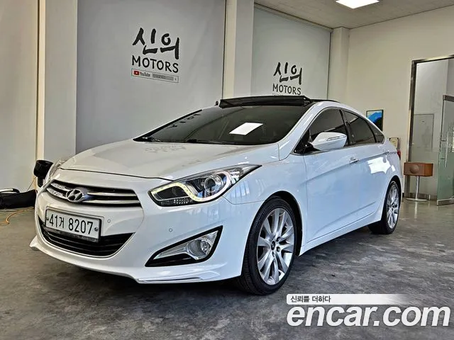 Hyundai i40 2012 thumb 2